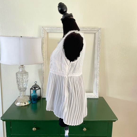 Boho Feminine Baby Doll Blouse - Picture 7 of 10